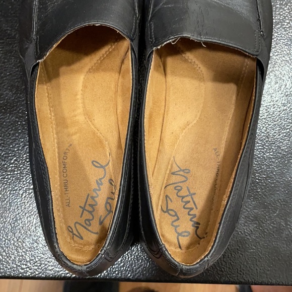 Women leather dress shoes very comfy size 8m - Picture 7 of 7